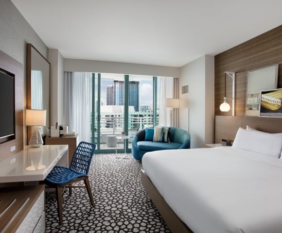 King Bed Partial Ocean View Balcony Guestroom