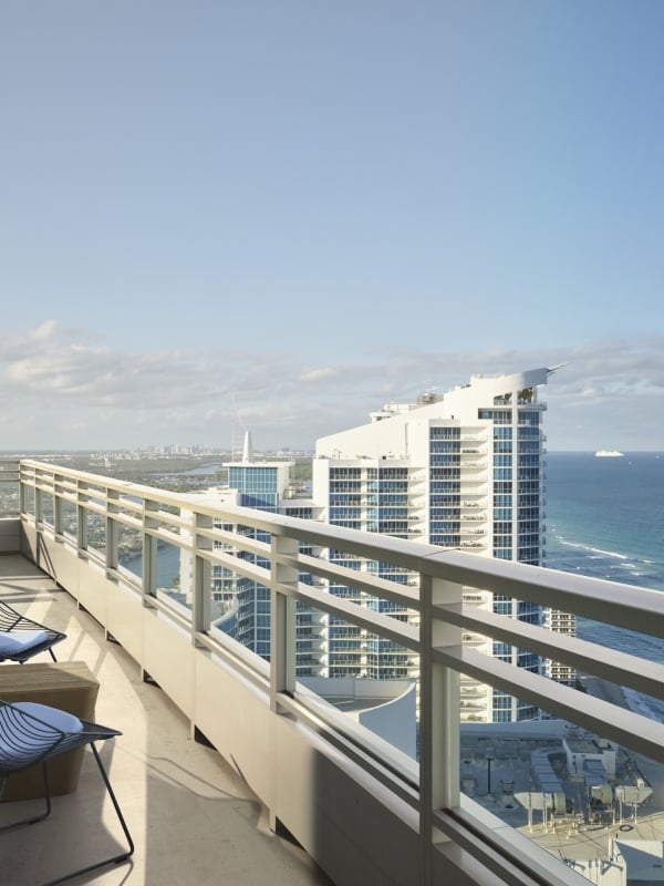 Corner Suite Balcony